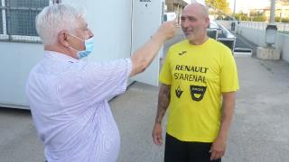 Renault Arenal Peña Bética y Aficionats Consell firman tablas en un vibrante partido inaugural